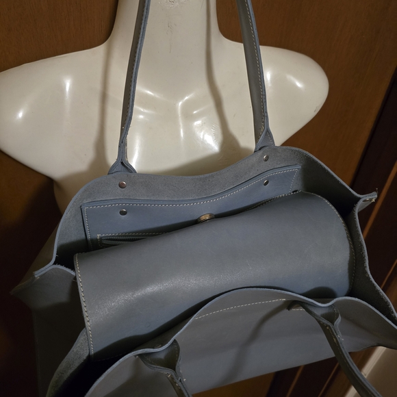Roots Blue Gray Leather Tote Bag - Picture 5 of 6